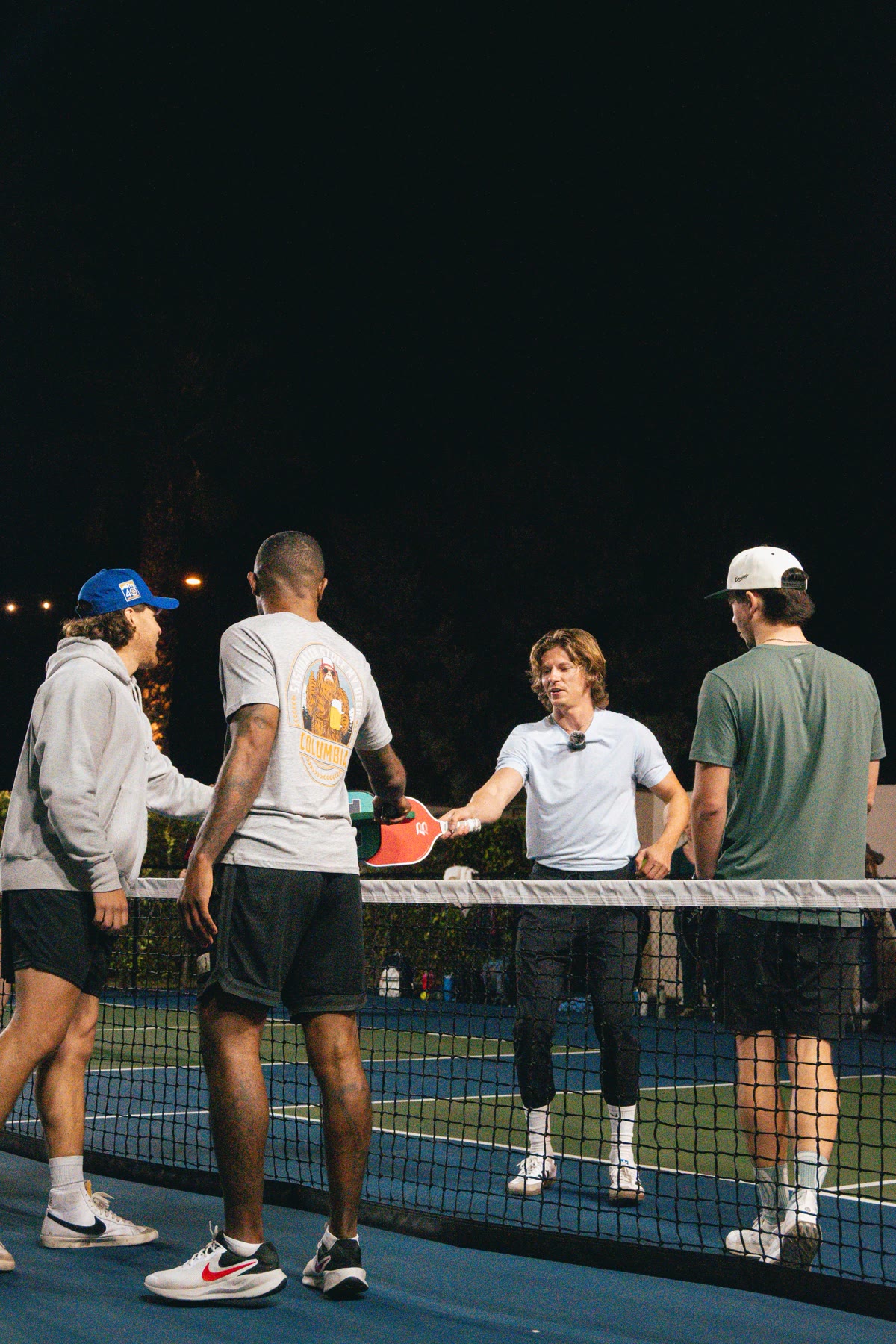 Tenis Partneri Nasıl Bulunur? Seviyene Uygun Raket Arkadaşı Rehberi